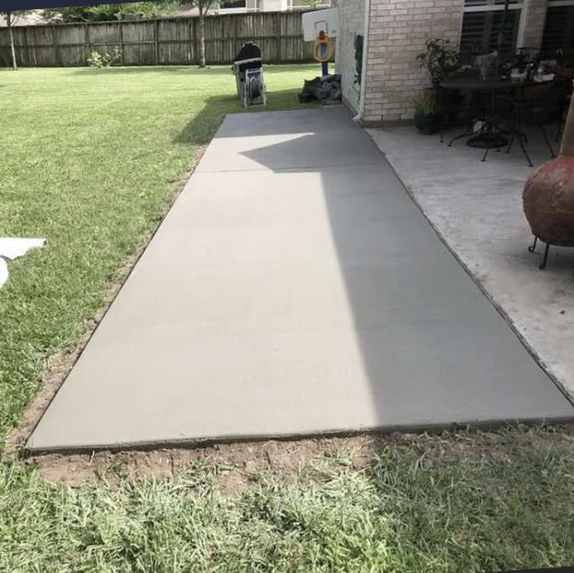 Backyard concrete patio extension — Etobicoke, ON